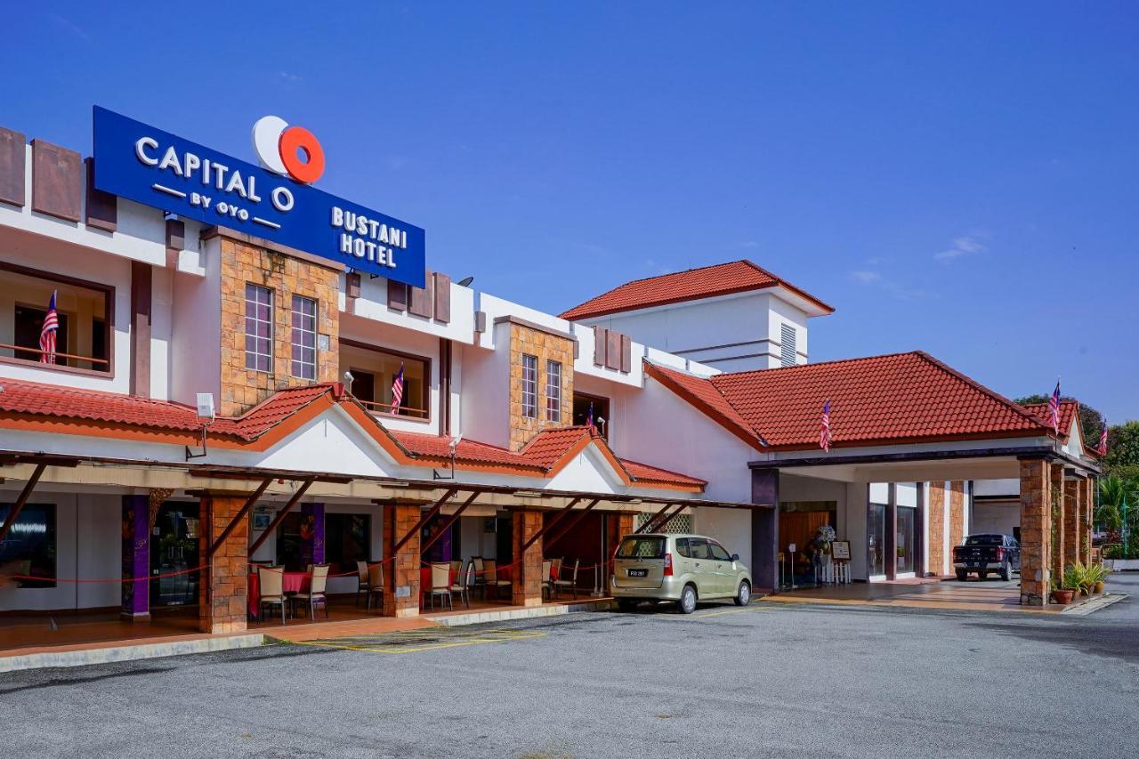 Capital O 89658 Bustani Hotel 지트라 외부 사진